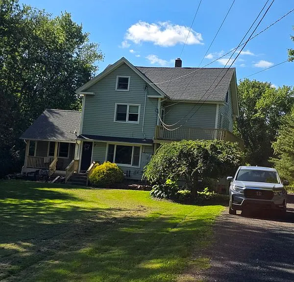 519 W Center Street Ext — Photo 1