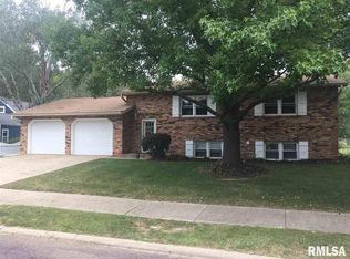 4407 W Broyhill Ct, Peoria, IL 61615