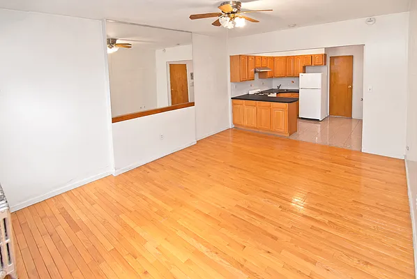 Rented by Ledvech Group | media 6