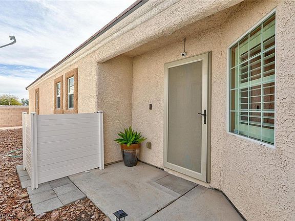 4th image of 10384 Melon Cactus St