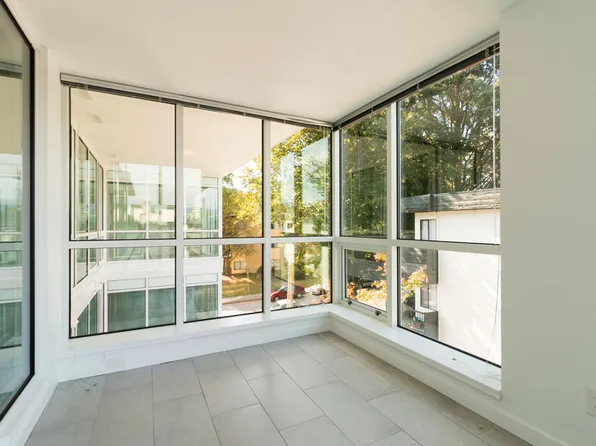 2975 Oak St, Vancouver, BC