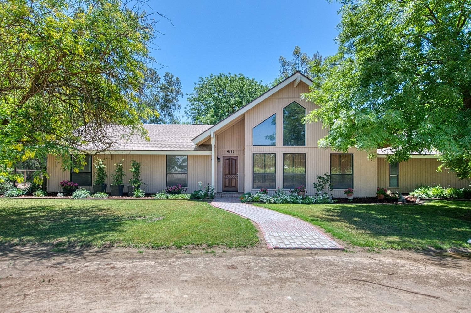6885 E Clarkson Ave, Selma, CA 93662 Zillow