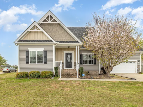 108 Ralph Dr, Pikeville, NC 27863