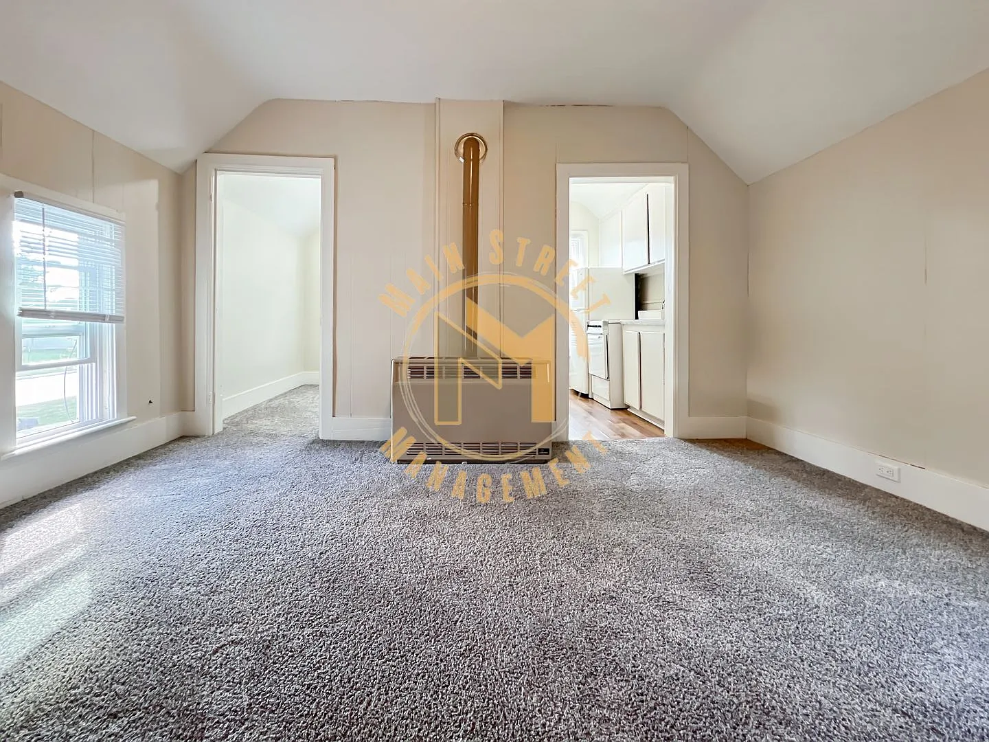 424 Dixon St. — Photo 2