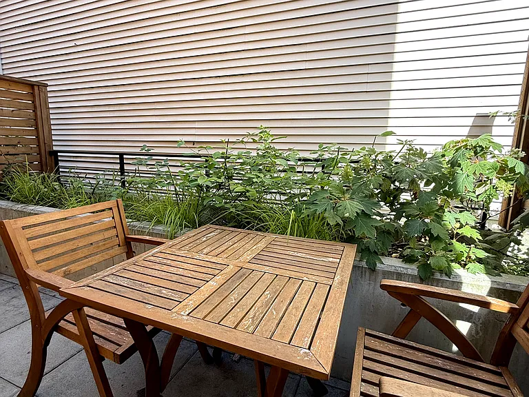 1002 NE 112th St — Photo 6