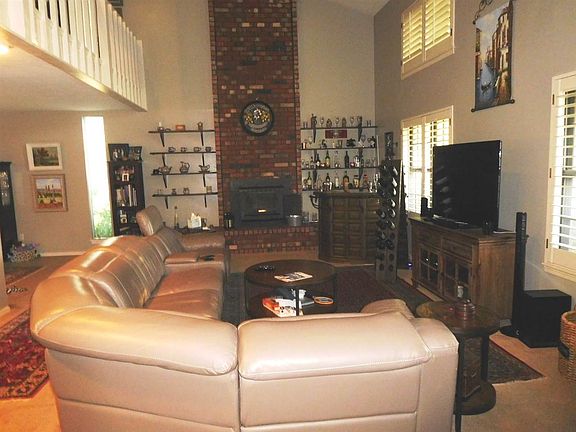 4th image of 1317 Cansler Dr