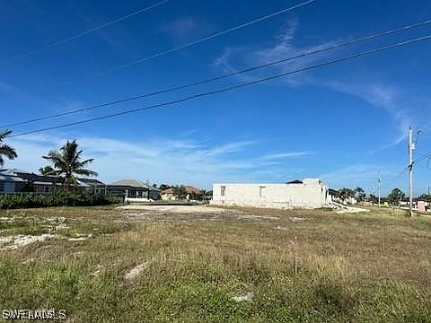 5th image of 2300 NW 38th Pl