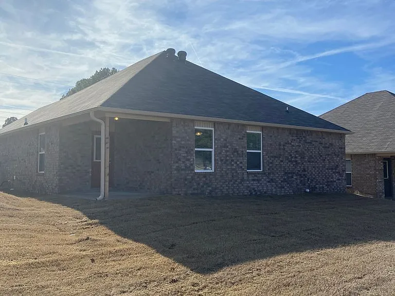 2515 Grand Ln — Photo 19