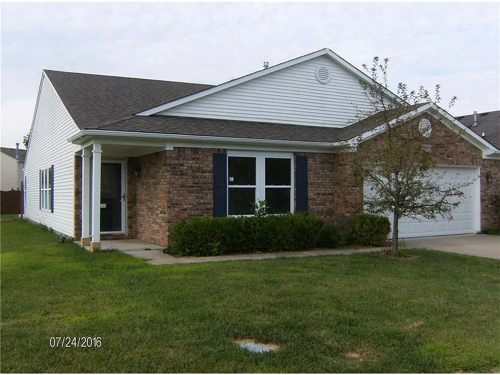 1357 Rosemary Ct photo 1