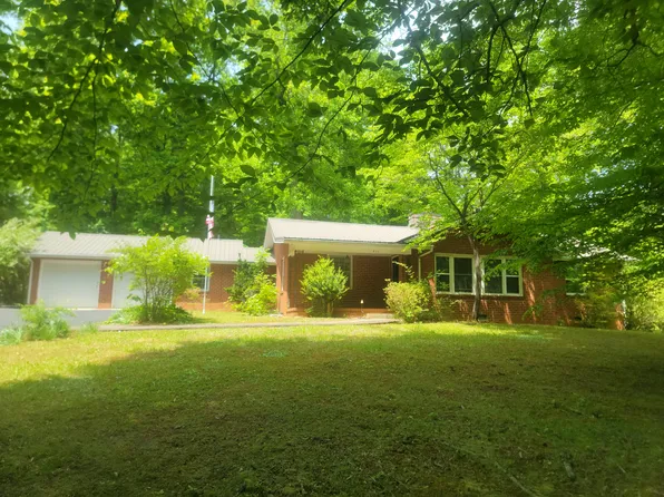 810 Cherokee Rd, Johnson City, TN 37604