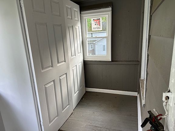 5th image of 525 W Green St #3