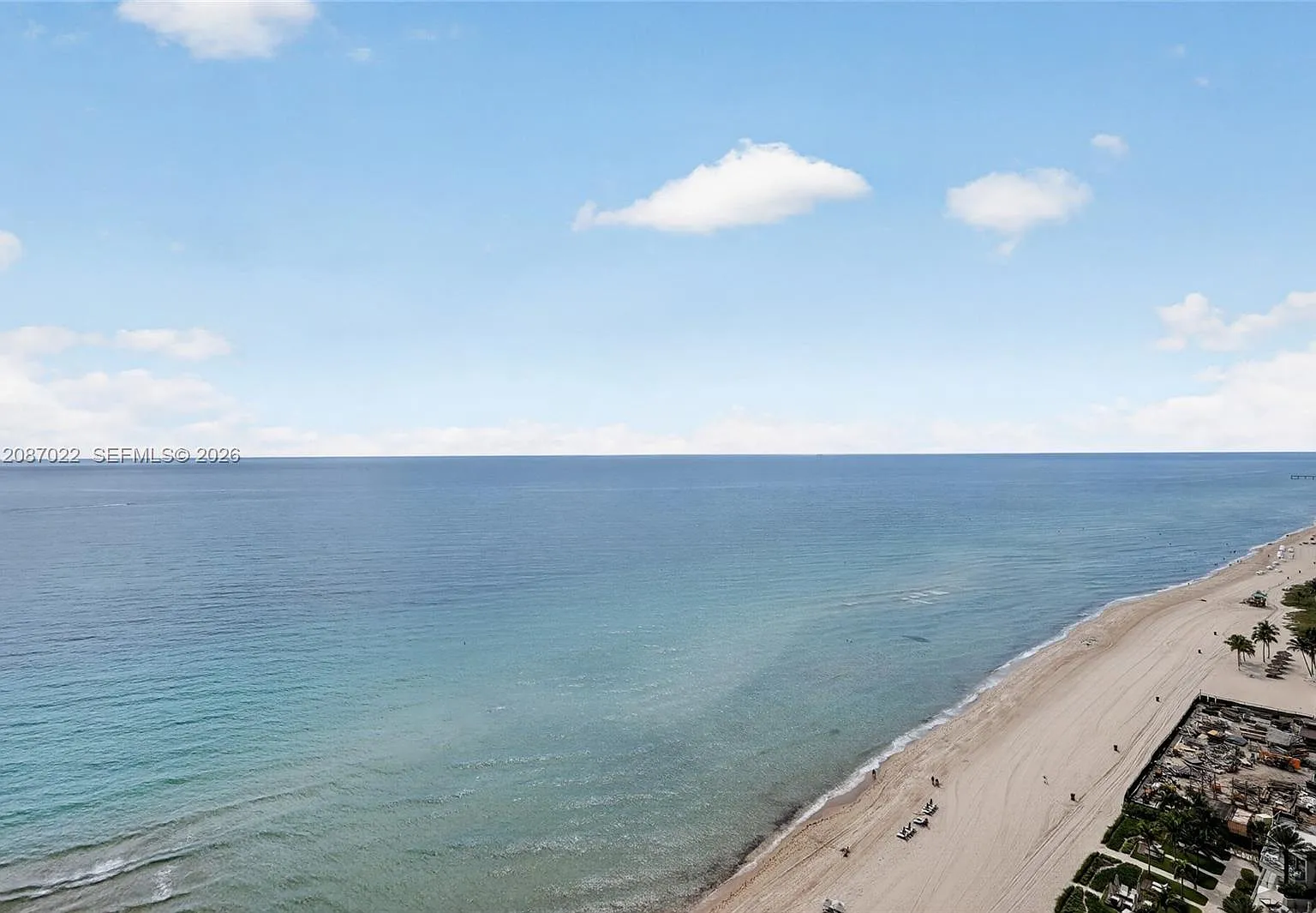 Millennium Condo — Photo 1