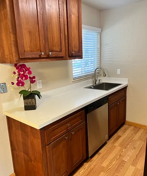 1891 Laguna St #12 — Photo 4