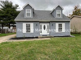 1746 Bonnie View Dr, Evansville, IN 47715