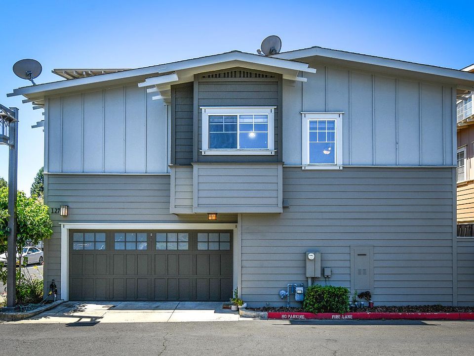 1st image of 127 Valley Oak Drive