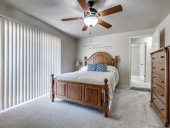 5th image of 19200 Meador Ln