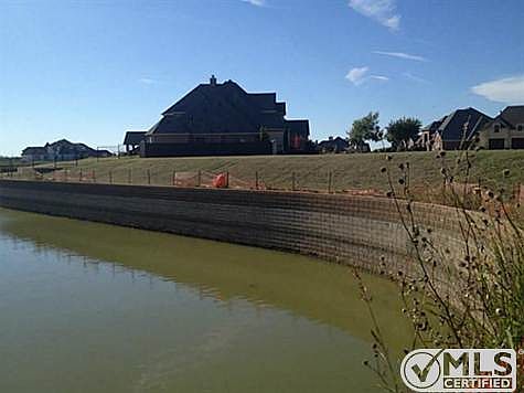 5th image of 5925 Lakeside Dr