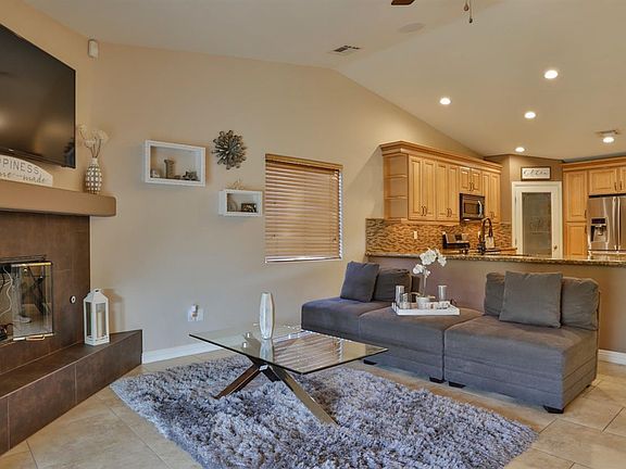 4th image of 67370 San Fidel Way
