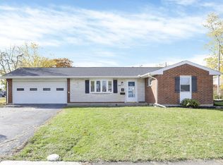 2009 Fair Oaks Dr, Sidney, OH 45365