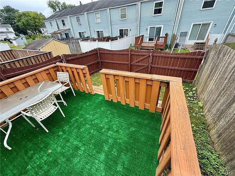 5452 Borgase Ln — Photo 12