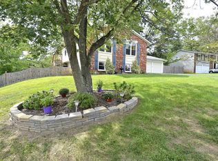 6926 Spur Rd, Springfield, VA 22153