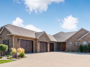 7502 S Grand Arbor Ct, Sioux Falls, SD 57108