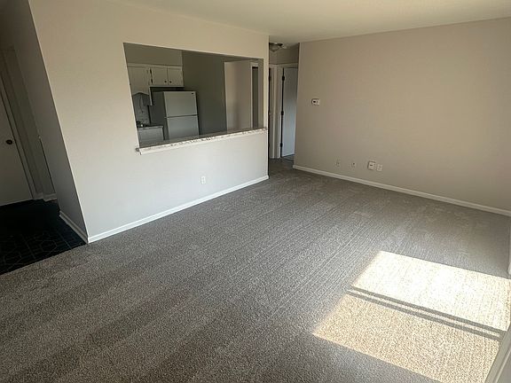 4th image of 9949 Kennedy Ave APT 5