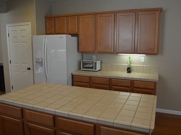 4th image of 5561 Lackland Way