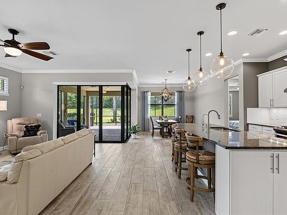 5th image of 17210 SEAFORD WAY