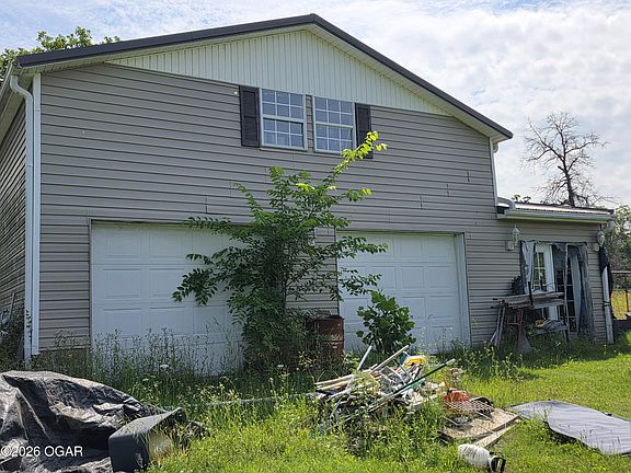 2nd image of 16686 Spruce Dr