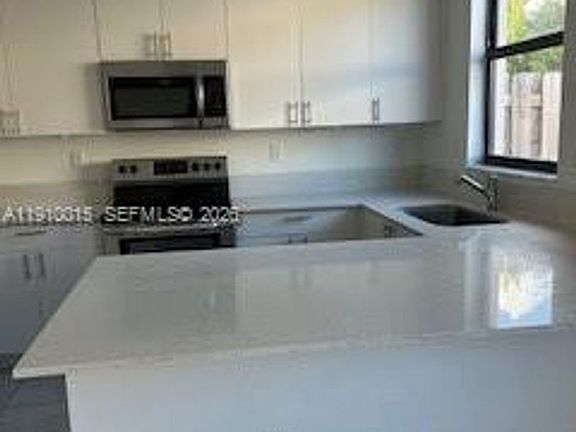 2nd image of 11781 SW 245th Ter #11781