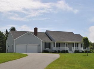 3 Pardon Hill Rd, Dartmouth, MA 02748