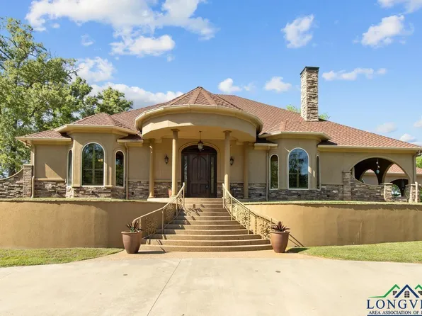 440 Susan Rd, Gladewater, TX 75647