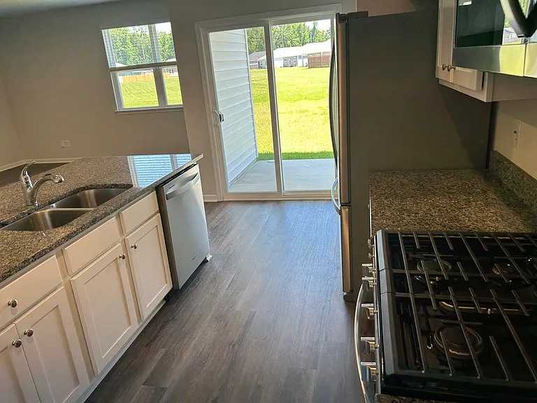 220 Tributary Cir — Photo 5