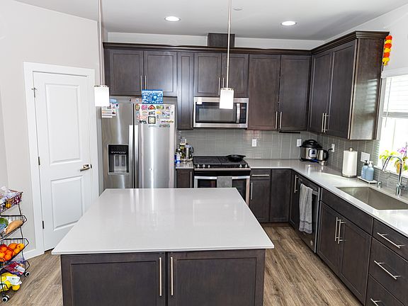 3rd image of 4104 208th Pl SE #602