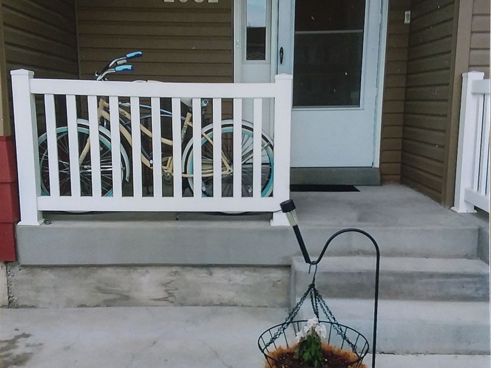 1st image of 2082 Cassidy Dr