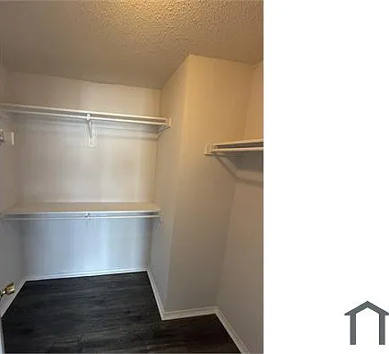 3304 Roddy Dr — Photo 16