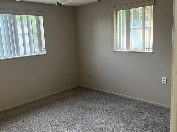 2nd bedroom has New carpet and fan