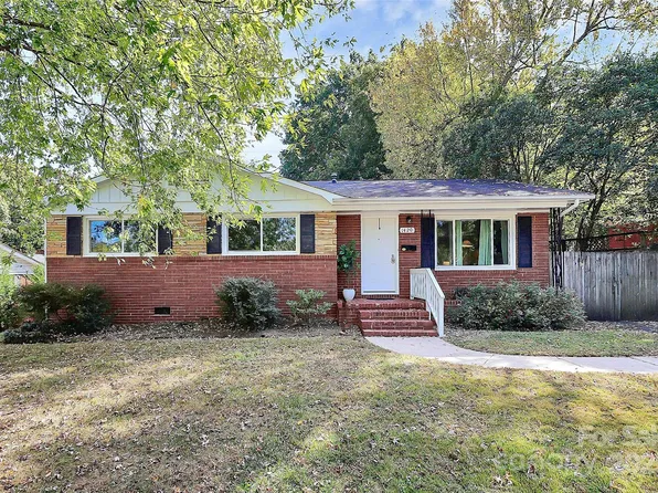 1420 Starbrook Dr, Charlotte, NC 28210