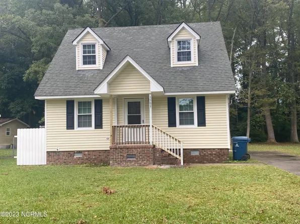 1509 N Respess St, Washington, NC 27889