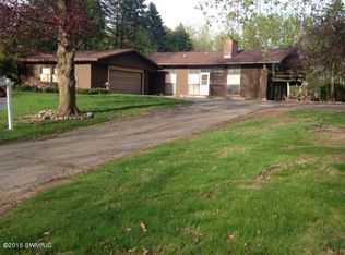 150 Ann St NE, Cedar Springs, MI 49319