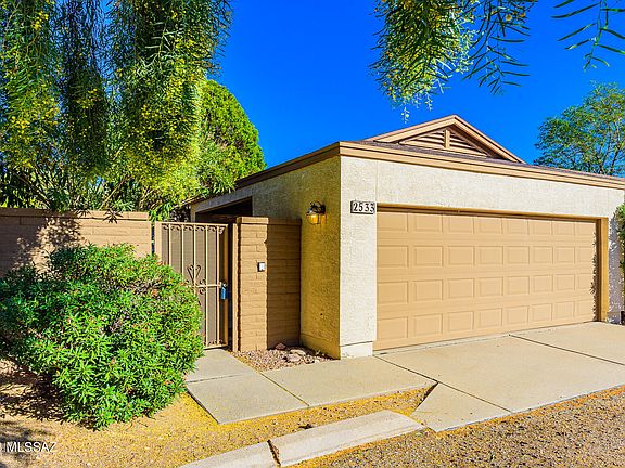 2nd image of 2533 N Palo Dulce Dr