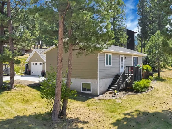 530 Deegan Dr, Hill City, SD 57745
