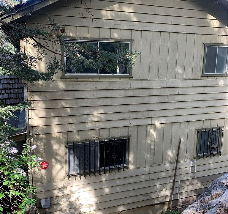 1st image of 608 Arrowhead Villa Rd