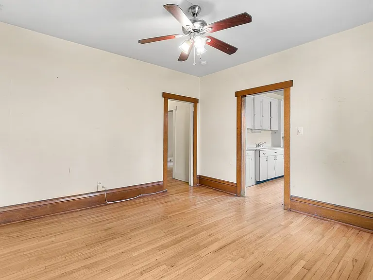 264 S Lafayette St — Photo 7