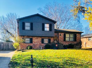 10806 Cherry Grove Ct, Louisville, KY 40299