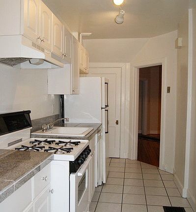2nd image of 6756 Chestnut St
