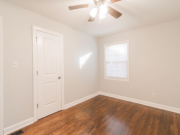 5th image of 2108 Highland St