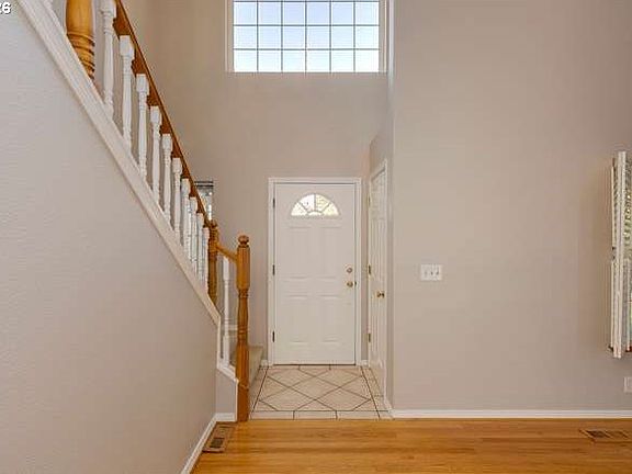 5th image of 2184 NE 228th Ct