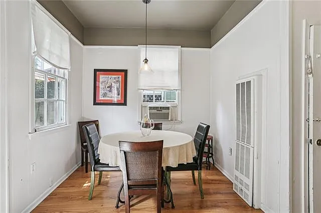 1122 Dauphine St — Photo 13